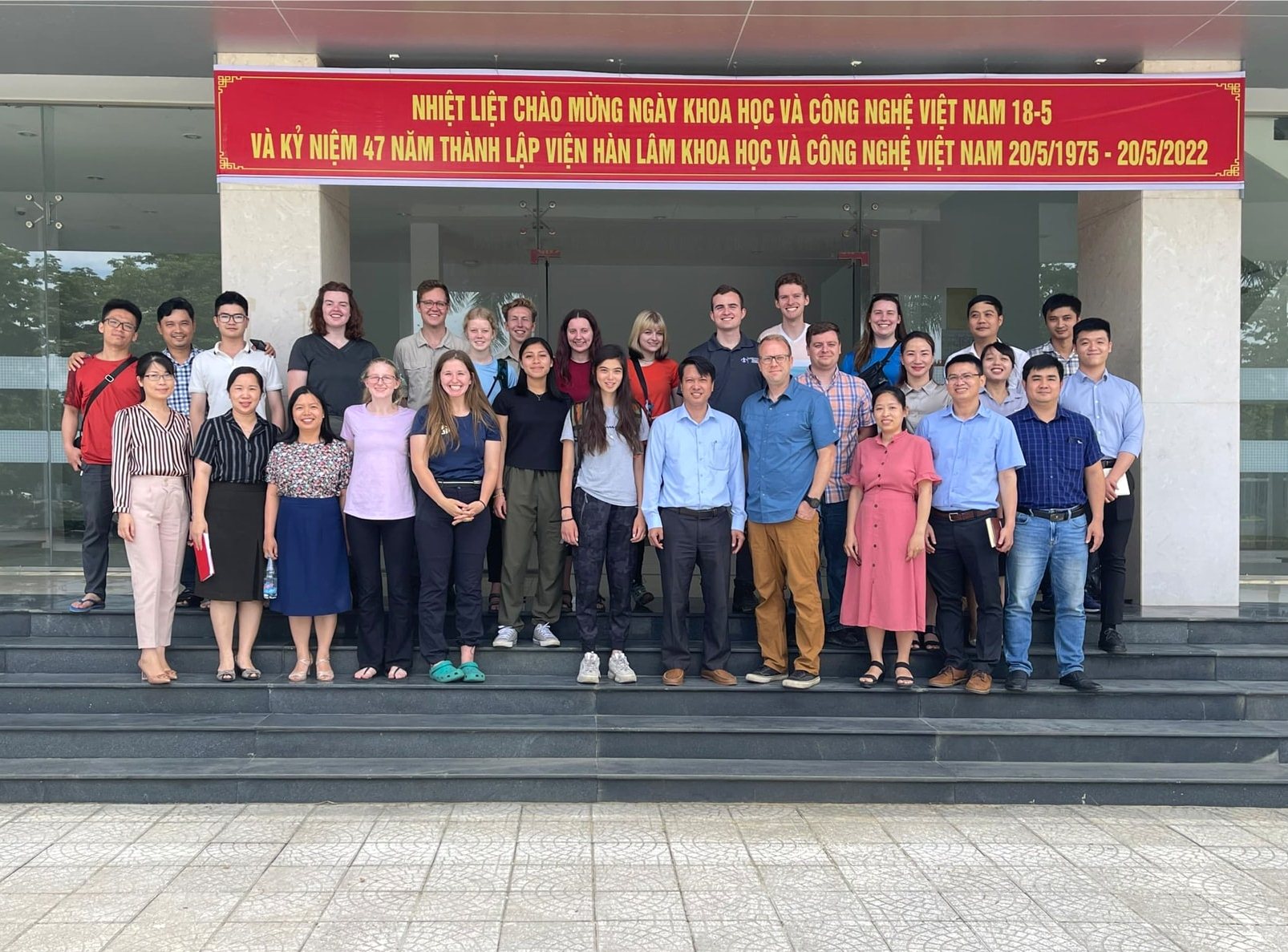 Viện Nghiên cứu Khoa học Miền Trung tiếp đón và làm việc với các nhà khoa học thuộc Trường Đại học Brigham Young, Hoa Kỳ