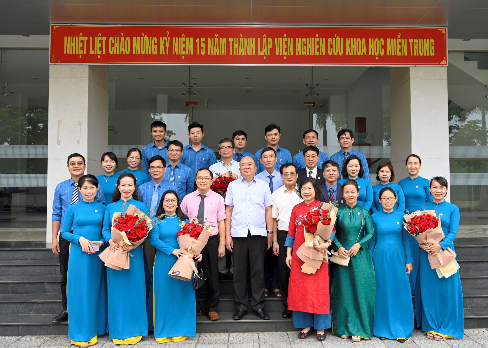 Lễ kỉ niệm 15 năm thành lập Viện Nghiên cứu Khoa học Miền Trung (MISR)